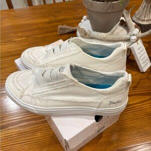Blowfish Off-White Canvas Slip-On Sneakers